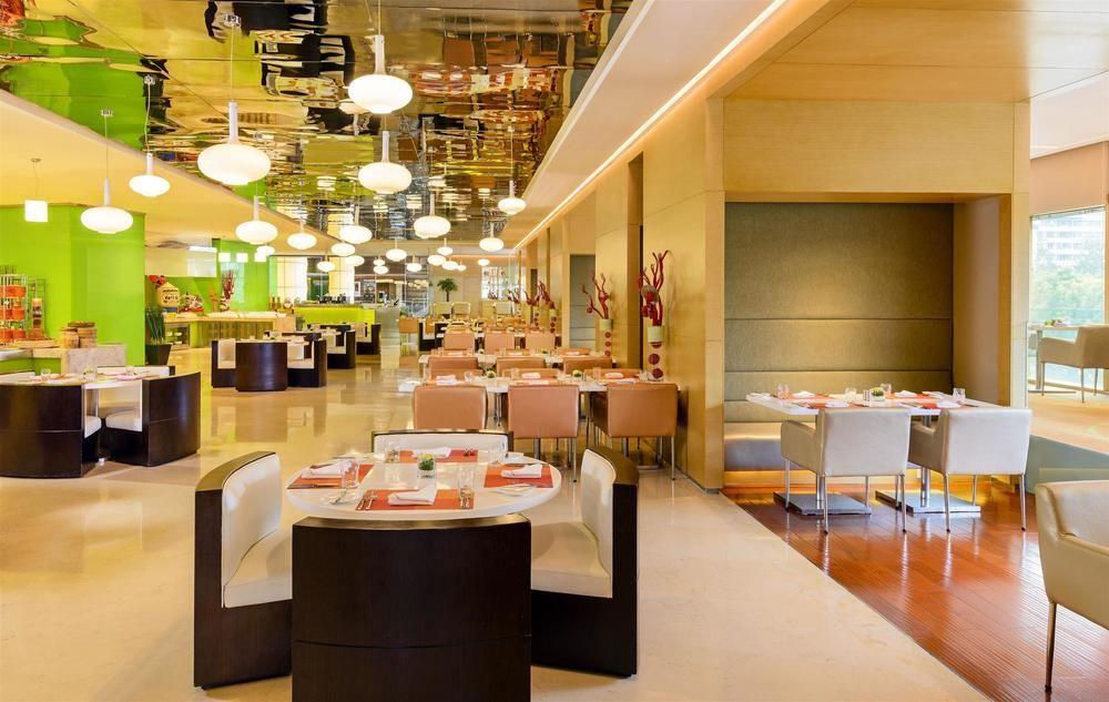 The Westin Beijing Chaoyang Hotel Екстериор снимка
